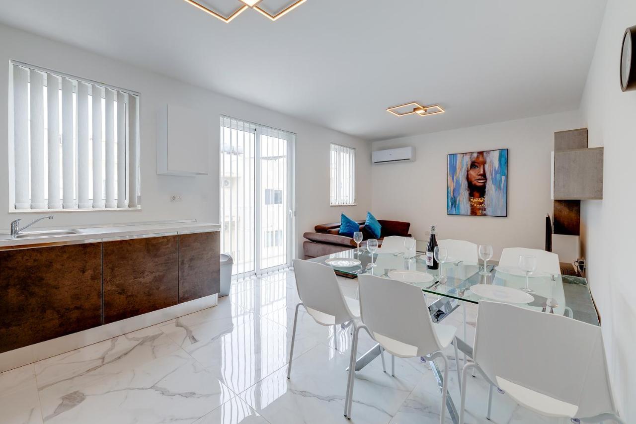 Stylish 2br In St Julians St. Julian's