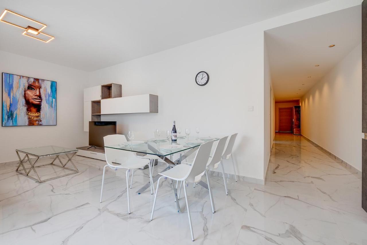 Stylish 2br In St Julians
