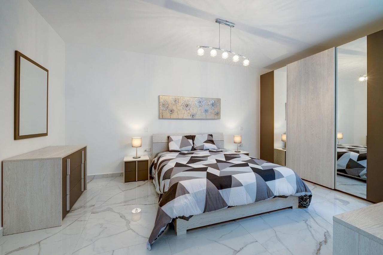 Stylish 2br In St Julians St. Julian's